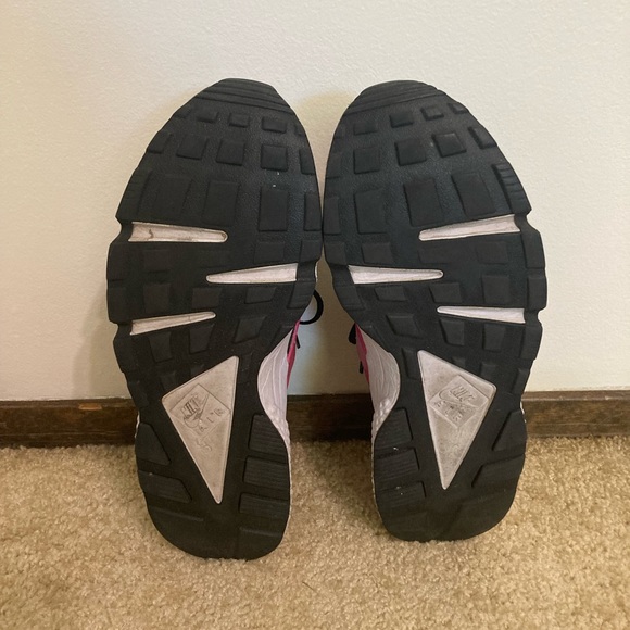 Nike Air Huarache Run South Beach 2019. Men’s 12, Women’s 13.5 - Picture 8 of 8